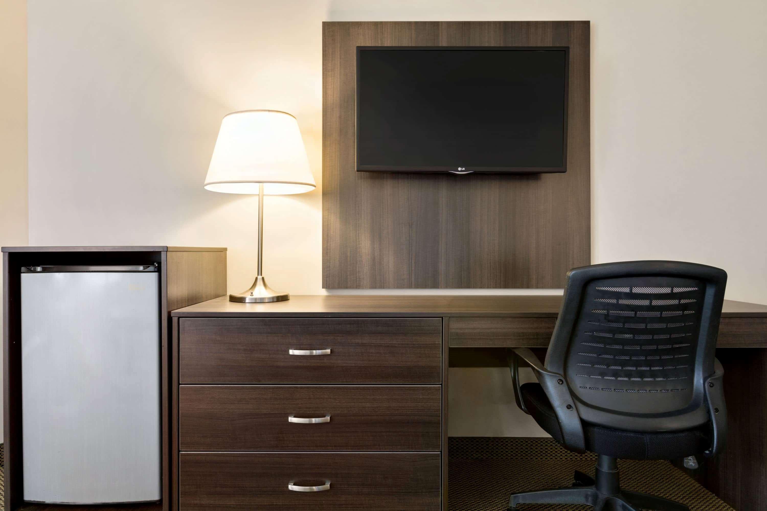 Travelodge Hotel By Wyndham Kingston Lasalle Esterno foto