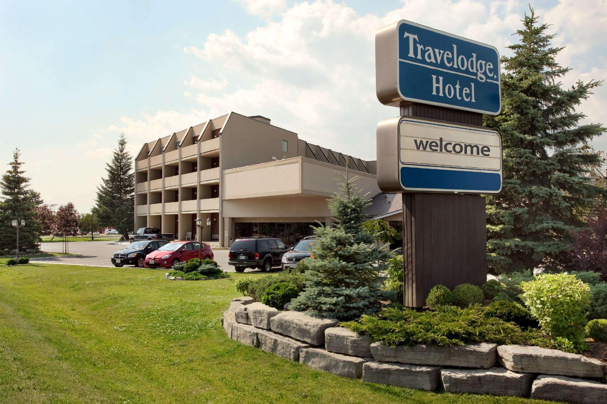 Travelodge Hotel By Wyndham Kingston Lasalle Esterno foto