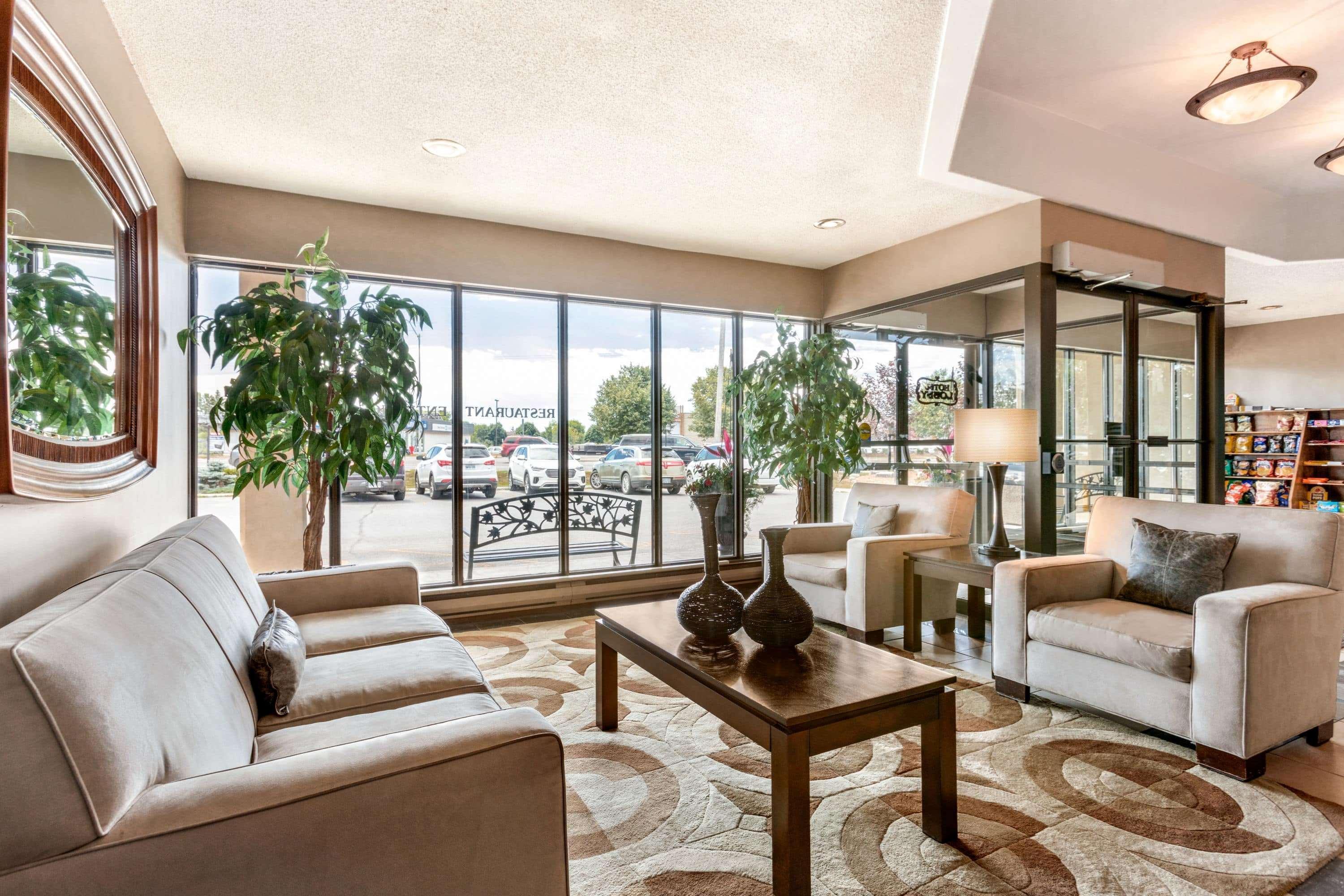 Travelodge Hotel By Wyndham Kingston Lasalle Esterno foto