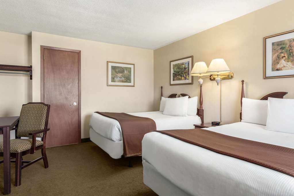 Travelodge Hotel By Wyndham Kingston Lasalle Camera foto
