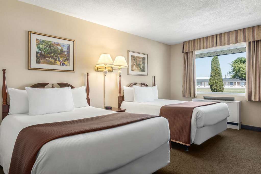 Travelodge Hotel By Wyndham Kingston Lasalle Camera foto